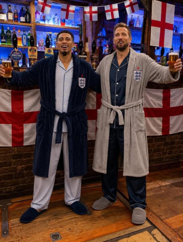 BREAKING: Harry & Jude have nipped back from America… for one at The Furlong! 🍺🇺🇸

Don’t sleep though the next England game!! Join the lads in the Furlong for a 1am kick off. 

England v Mexi go home! 🏴󠁧󠁢󠁥󠁮󠁧󠁿 🇲🇽 

Creative genius award goes to Richie Martin for this one! 😂 🍻